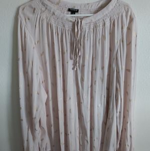 Torrid long sleeve, lightweight Blouse - Plus size